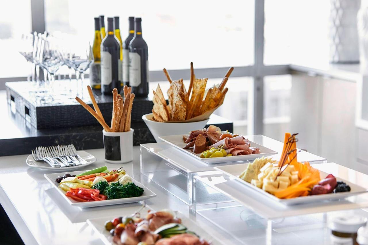 Angeles Airport Marriott 4*