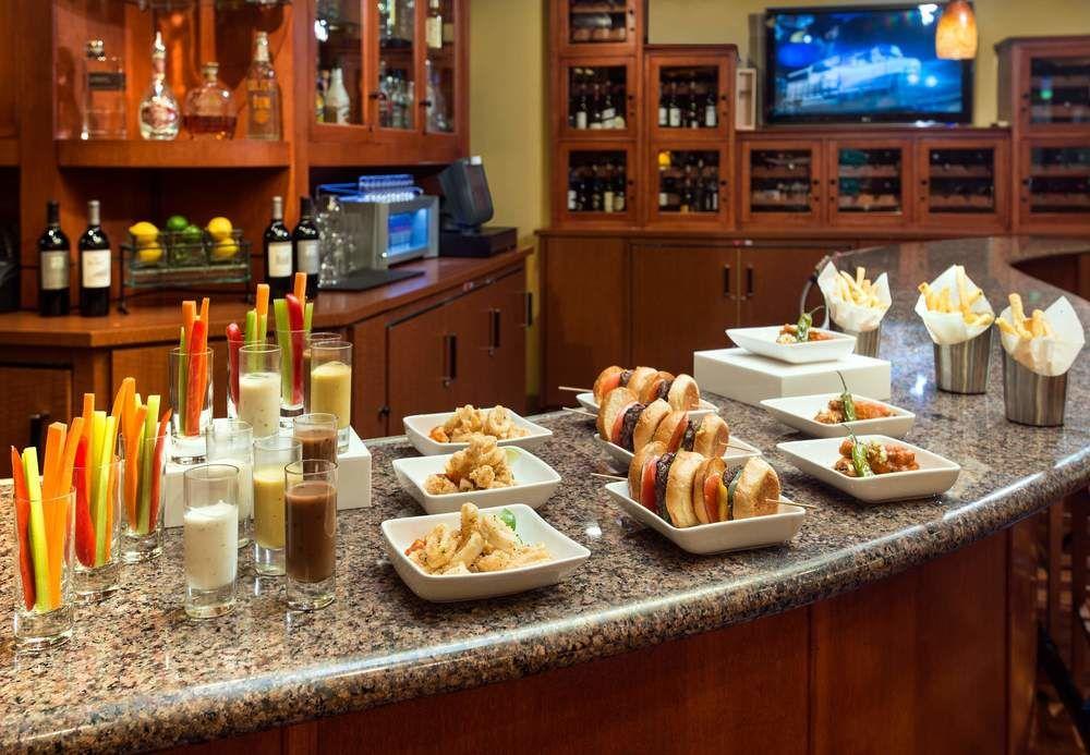 Hotel Angeles Airport Marriott