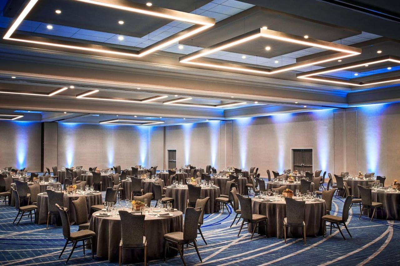 Angeles Airport Marriott 4*