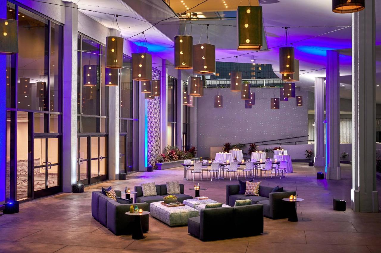 Hotel Angeles Airport Marriott