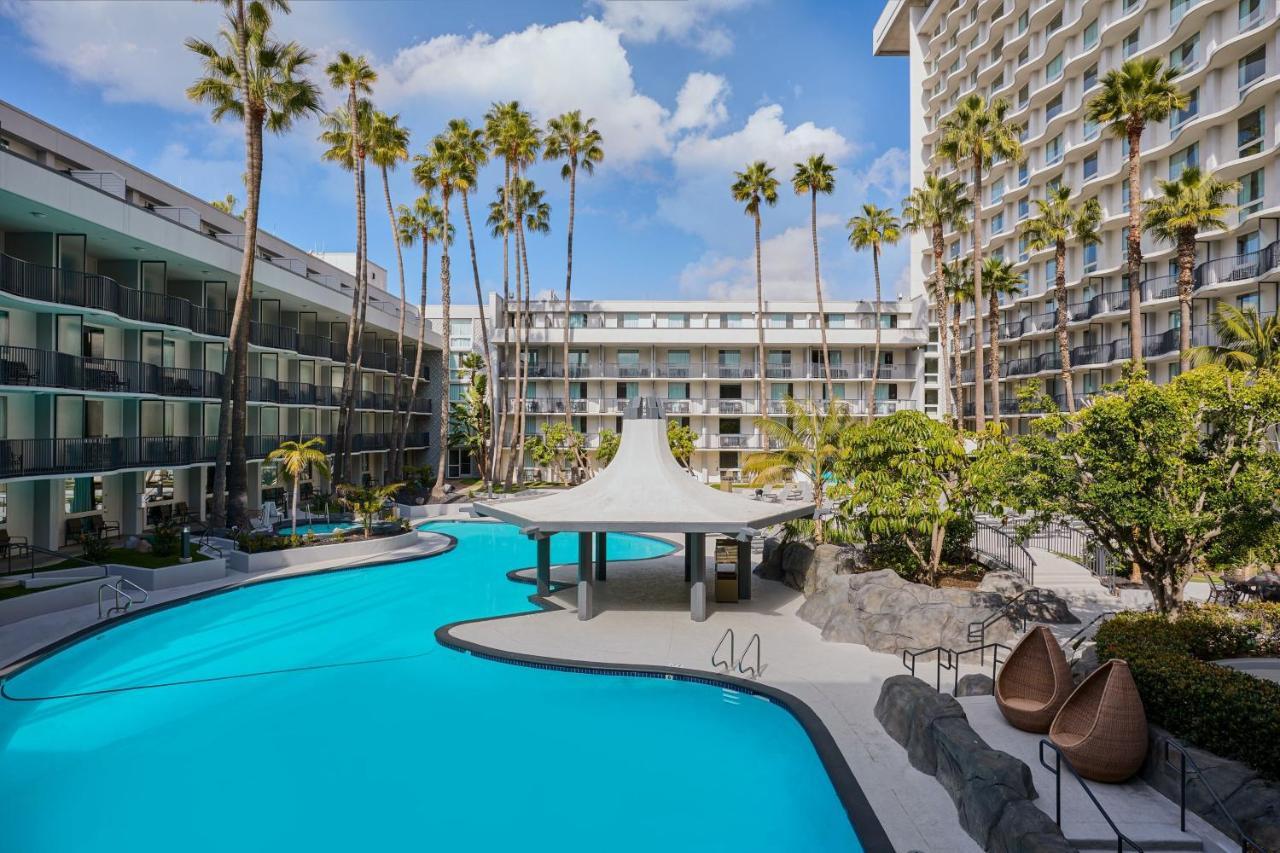 Hotel Angeles Airport Marriott Los Angeles