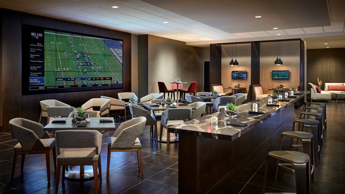 Hotel Angeles Airport Marriott 4*